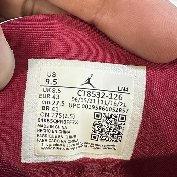 Nike Air Jordan 3 Cardinal Red Size 9.5 Men's‎ Mid OG Retro CT8532-126 - Picture 8 of 8